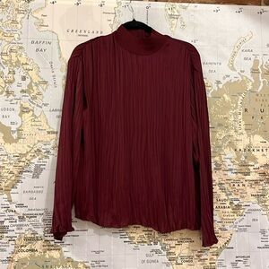 NWT Vince Maroon Pleated Turtle Neck Size Medium